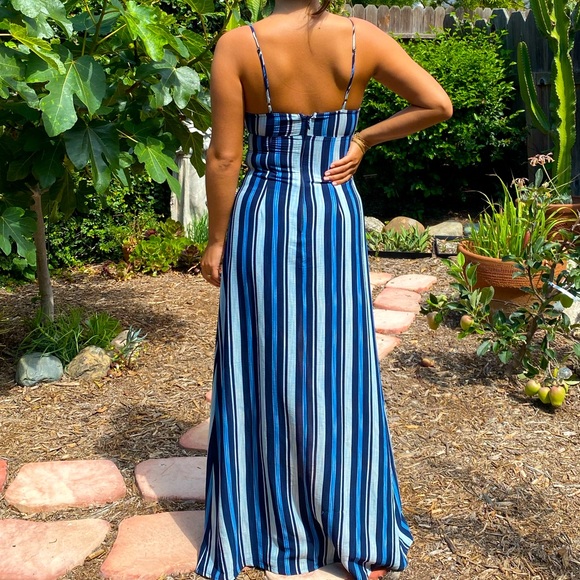 Show me your Mumu maxi Dress - Picture 9 of 10